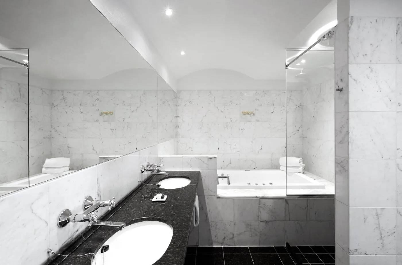 Suite med adgang til Executive Phoenix Copenhagen Sjælland
